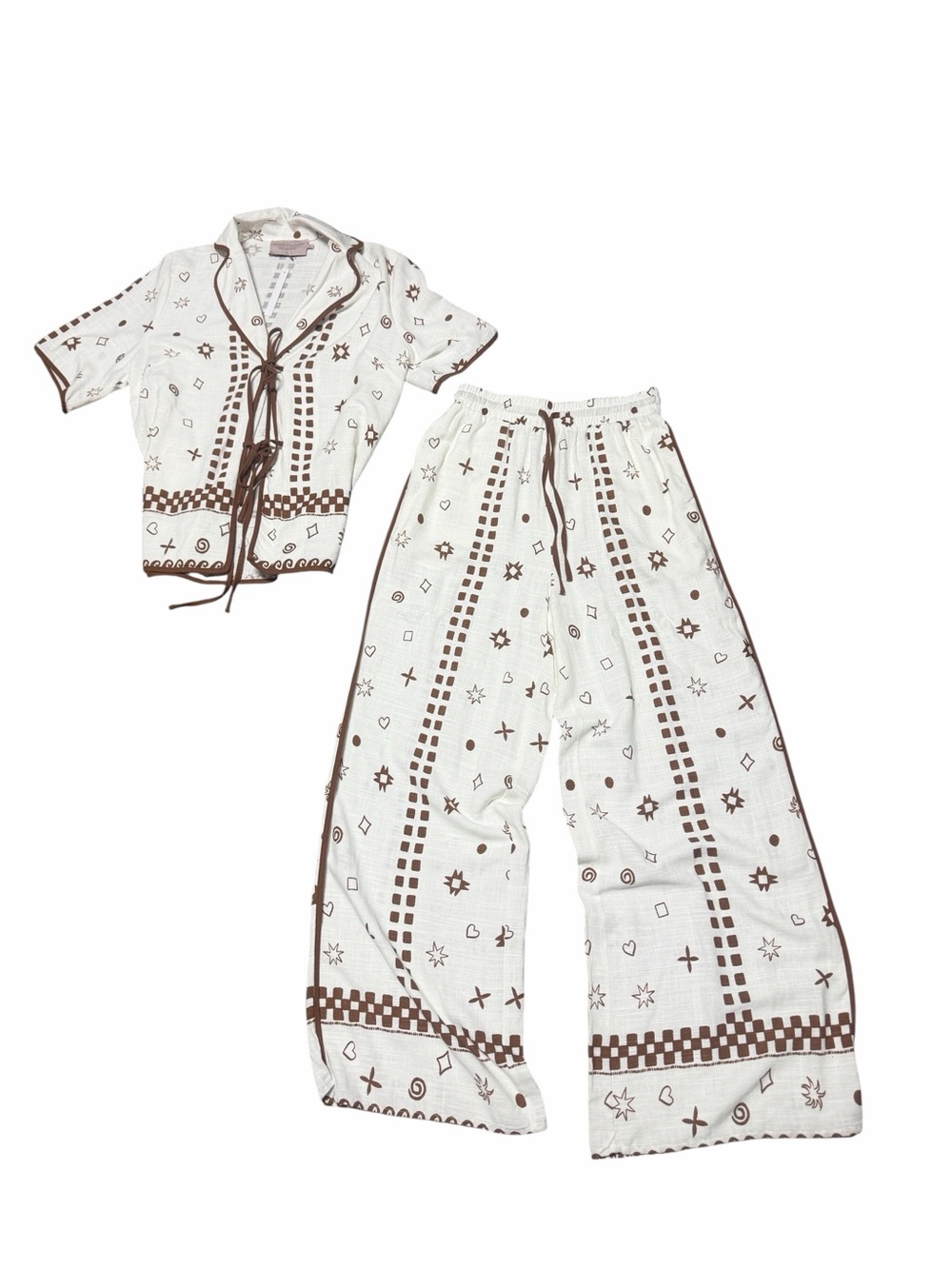 ELEMENTS/White Closet Two-Piece linen blend printed tie shirt and pants set - Picture 3 of 13